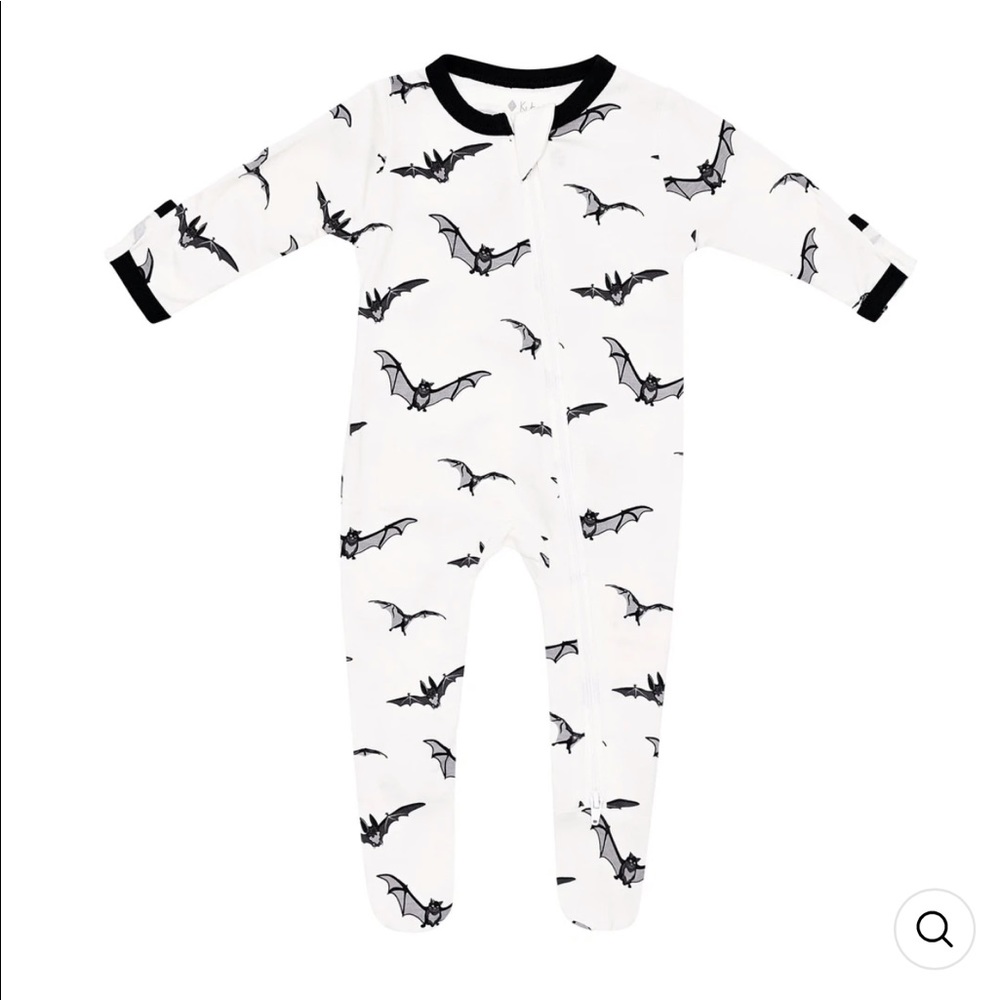 Kyte Baby Bats LE 🦇 BATS ZIP UP FOOTIE!!!